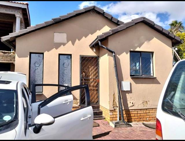 2 BEDROOM HOUSE FOR SALE IN NATURENA